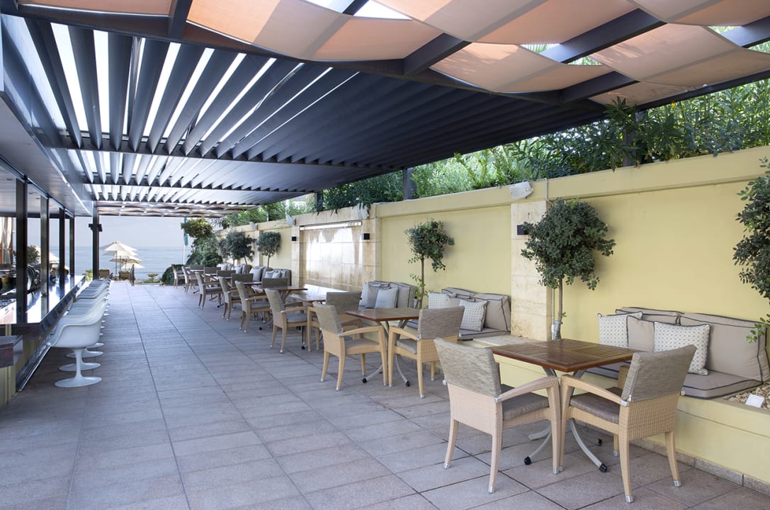 Gastro Thalassa Beach Resort