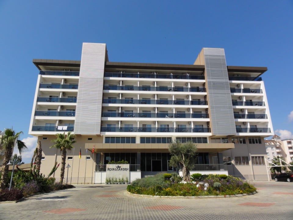 Hotel Einang Hotel Royal Garden Beach
