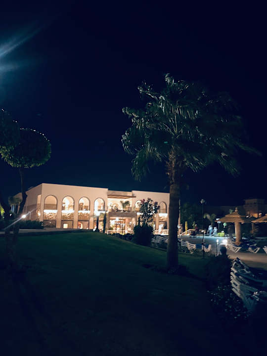 Gastro Jasmine Palace Resort & Spa
