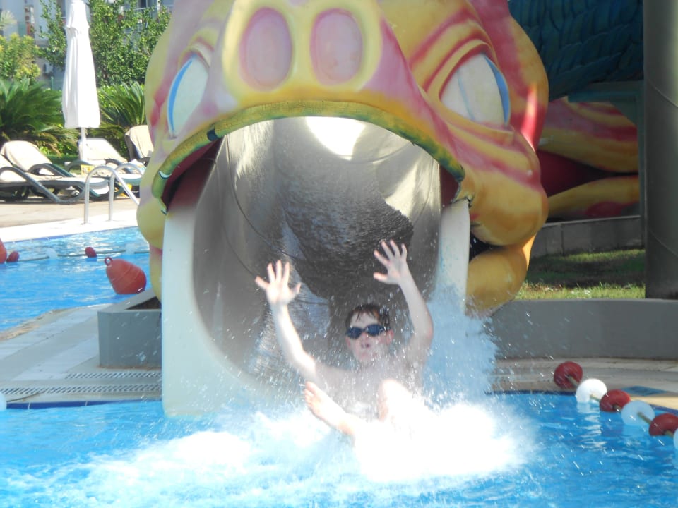 Splash time Limak Lara Deluxe Hotel & Resort