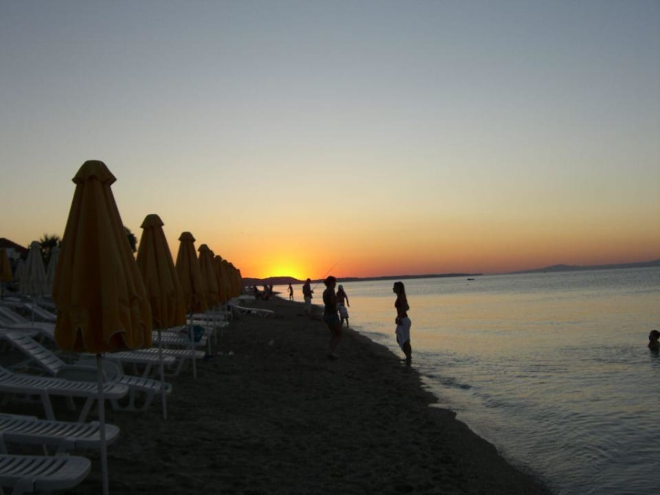 Sonnenuntergang am Strand Hotel Hanioti Palace/Chanioti Palace