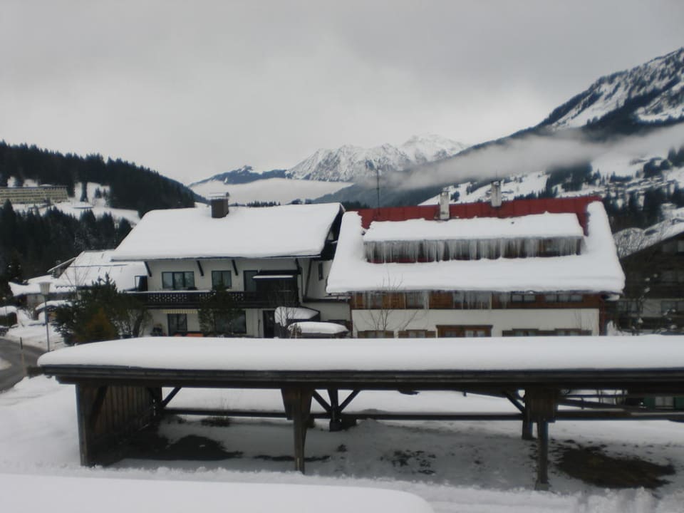 PKW Unterstellplatz Haus Weissert