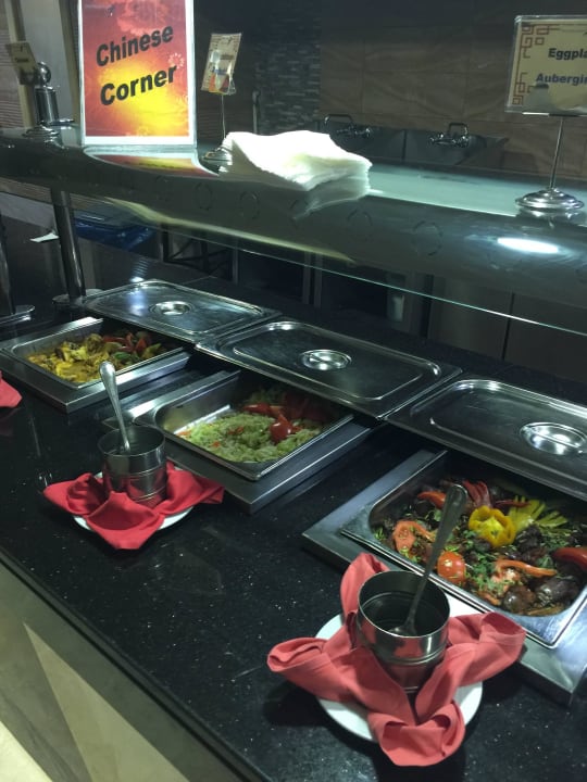 Abendessen  Pickalbatros White Beach Resort - Hurghada