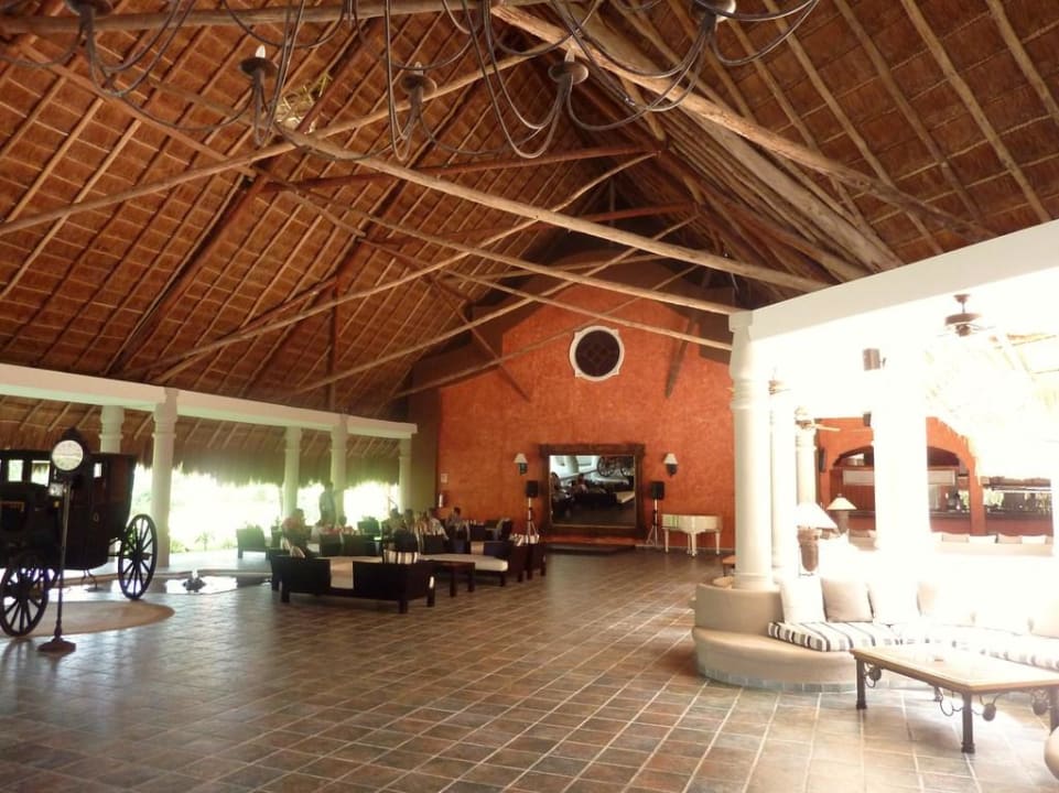 Tolle Hotellobby Catalonia Playa Maroma