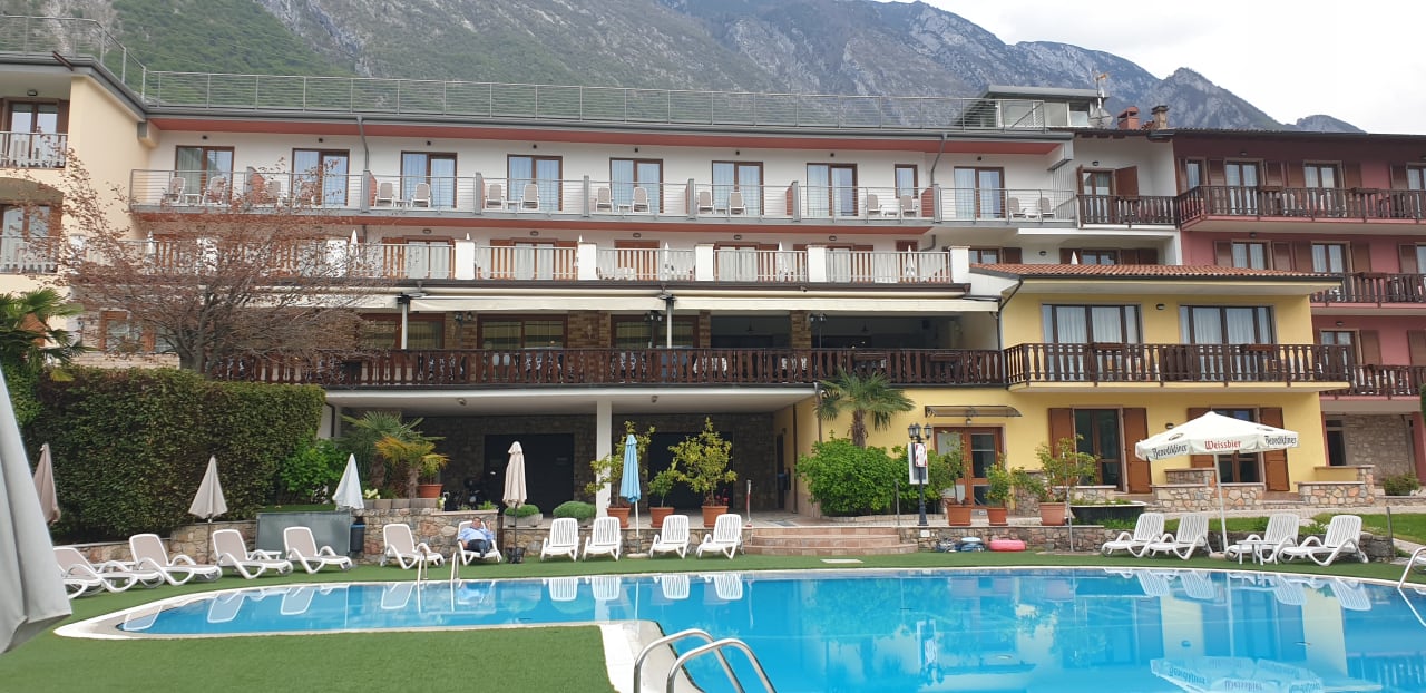 Pool Park Hotel Val Di Monte