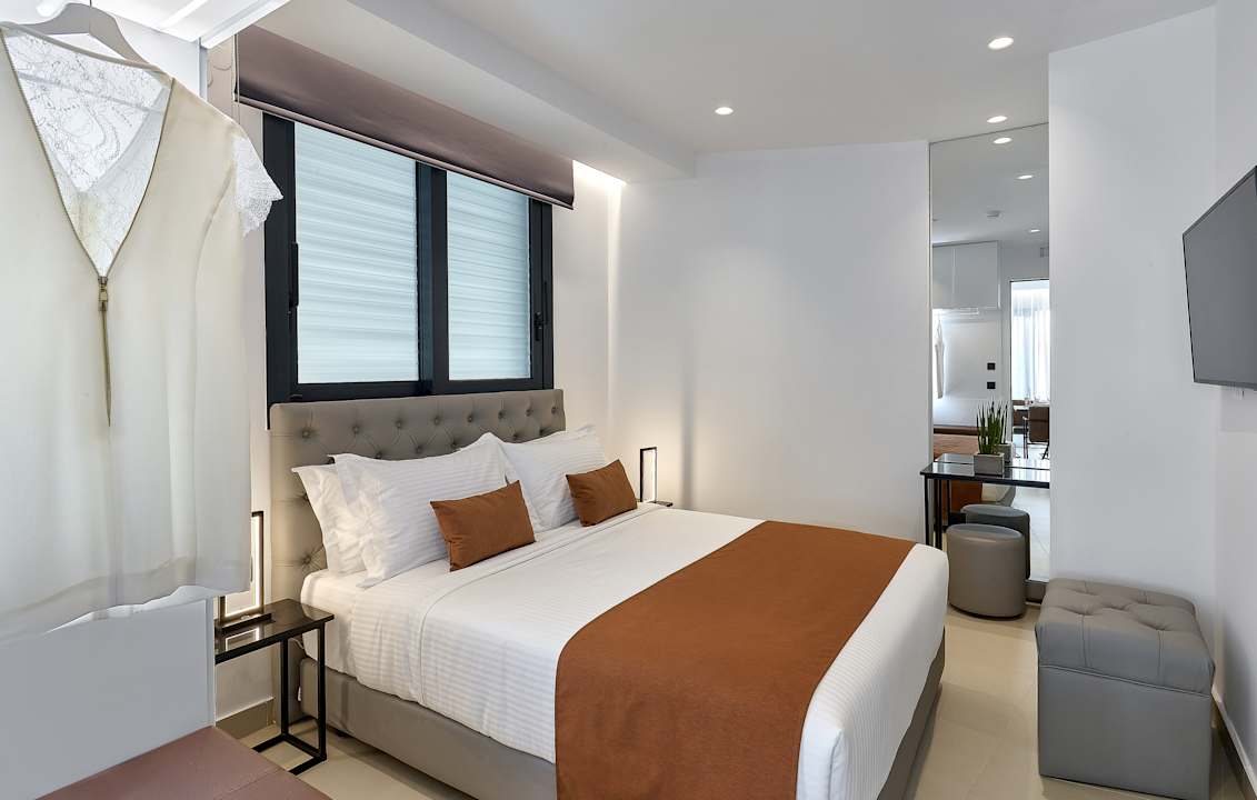 Zimmer City Lion by Semavί