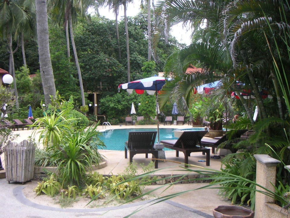 Pool am Strand The Fair House Beach Resort