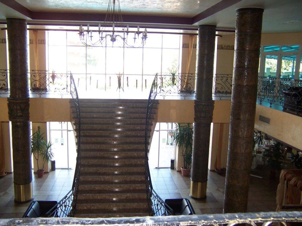 Lobby 1. OG HI Hotels Imperial Resort