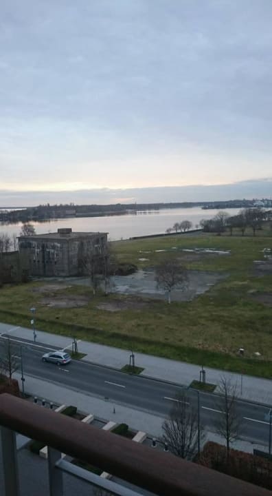 Blick aus 514, Landseite ATLANTIC Hotel Wilhelmshaven