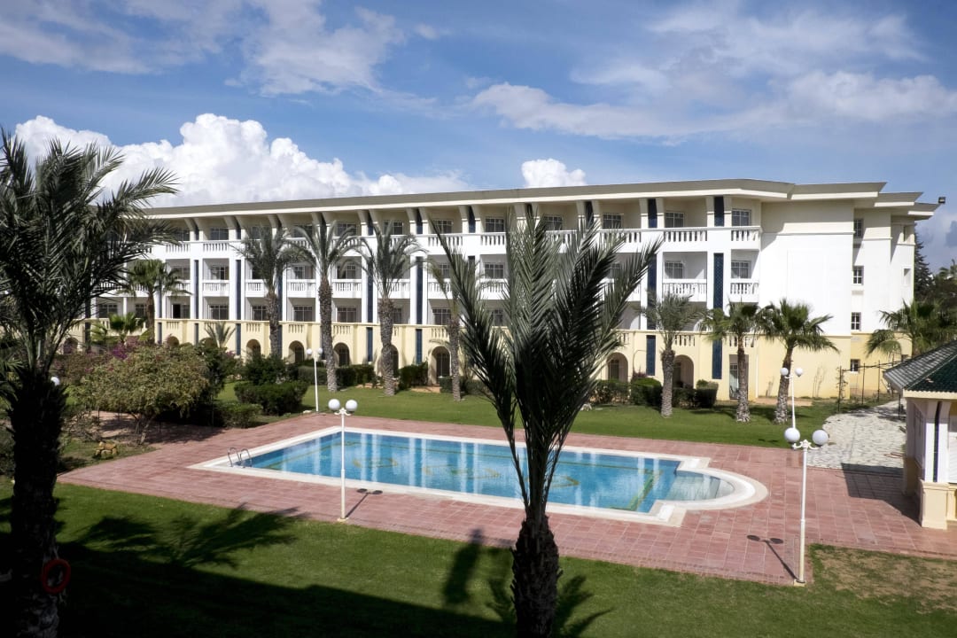 Second outside swimming pool (relax) Hotel Medina Belisaire & Thalasso