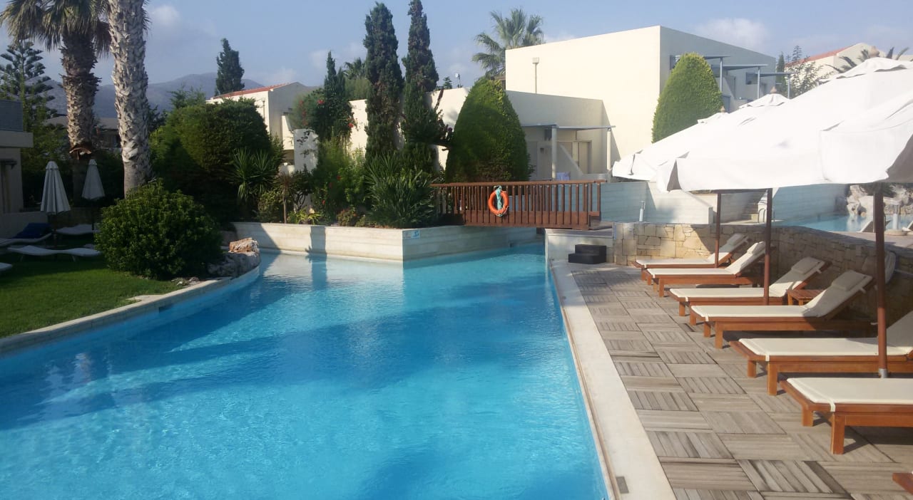 Pool Phãea Cretan Malia