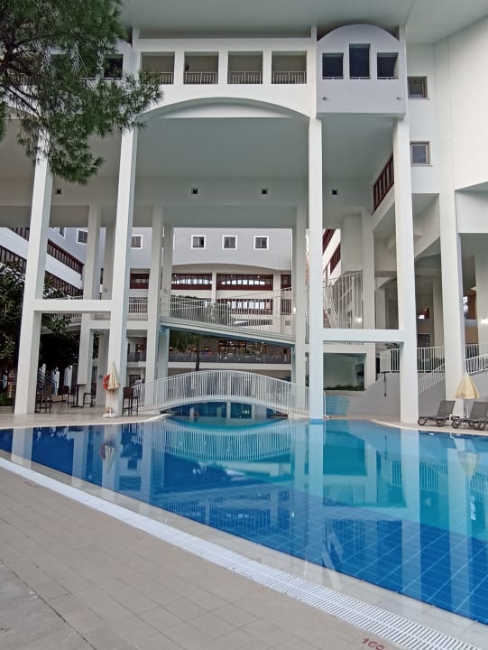 Pool Asteria Collection Side