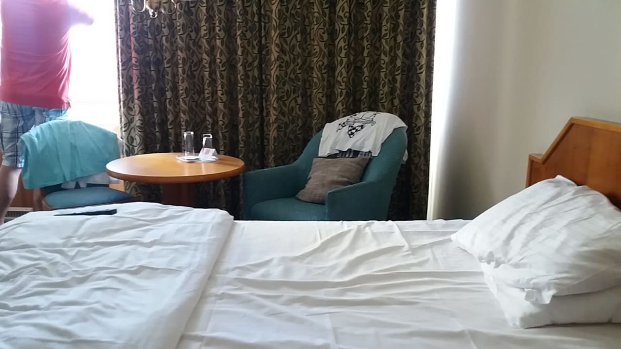 Zimmer Leoso Hotel Leverkusen