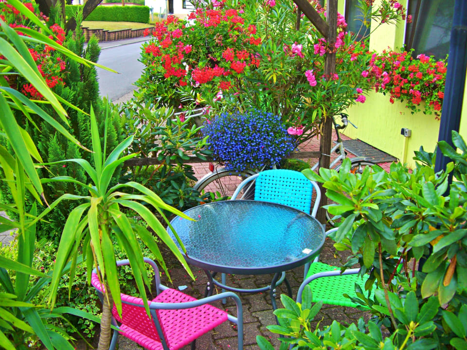 Außenansicht Hotel Seerose Bostalsee Garni