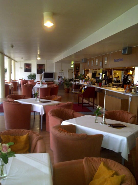 Rezeption und Empfangsbereich Pro Messe Hotel Hannover