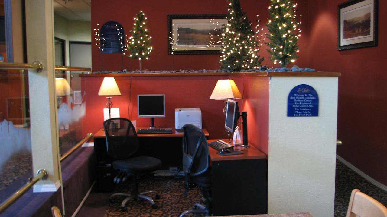 Lobby Hotel d’Lins Ontario Airport