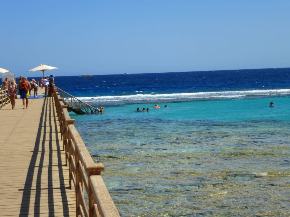 Steg zum Innen-und Außenriff Tropitel Sahl Hasheesh