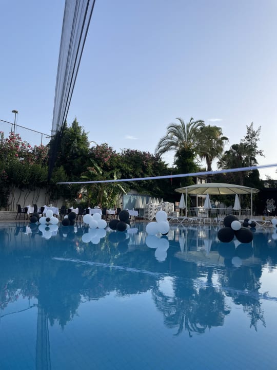 Pool Side Aquamarin Resort & Spa