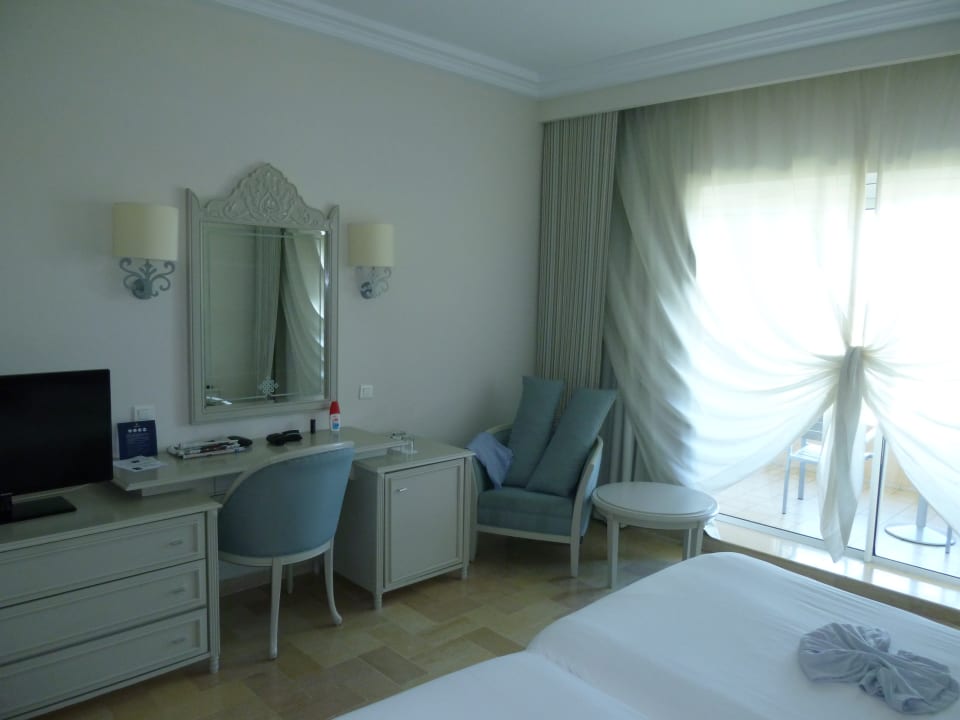 Zimmer Iberostar Waves Averroes