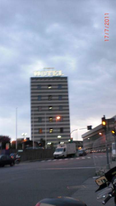 Hotel vom Hafen aus Columbus Sea Hotel