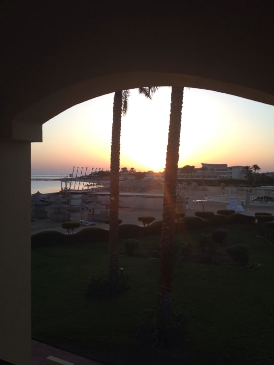 Sonnenaufgang  Cleopatra Luxury Resort Makadi Bay