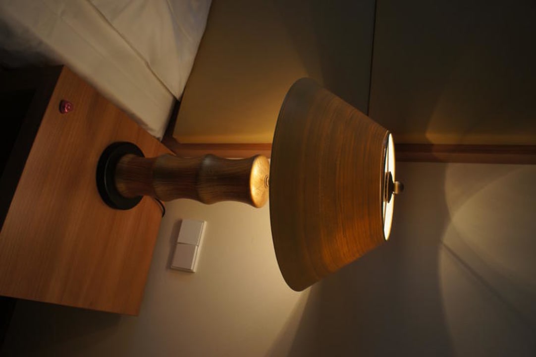 Schönes Ambiente im Zimmer AMERON Köln Hotel Regent