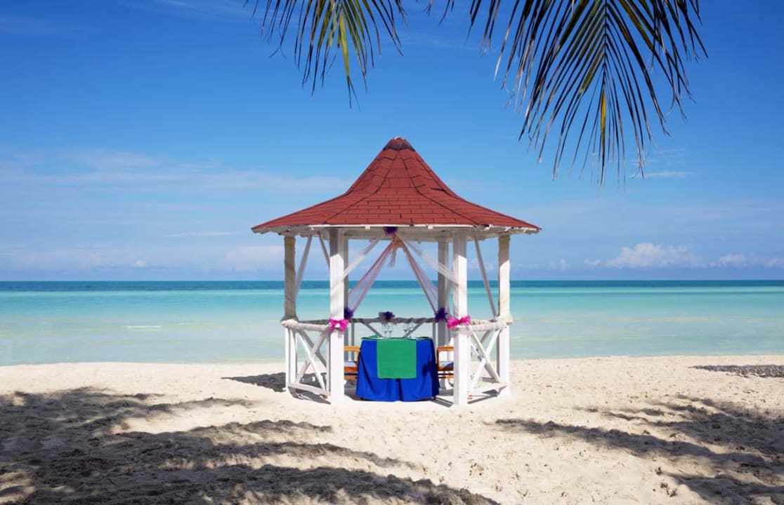 Strand Memories Caribe Beach Resort