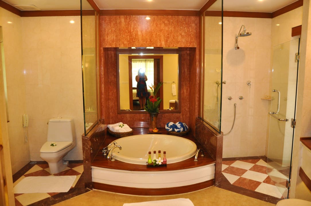 Bad im Beach Villa  Santiburi Koh Samui