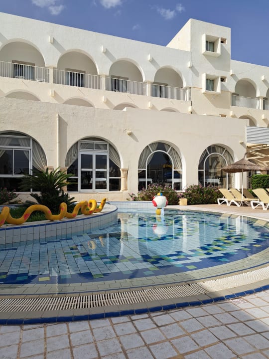 Pool El Mehdi Beach Resort