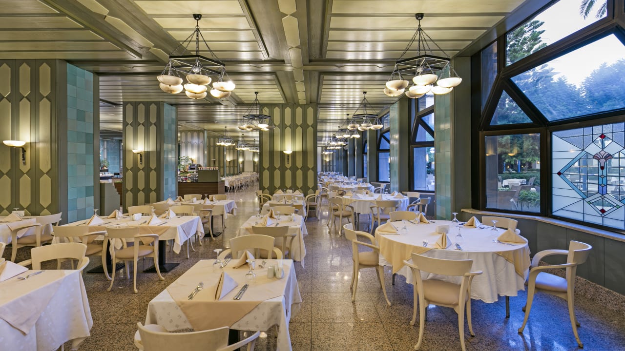 Gastro Hotel Özkaymak Falez