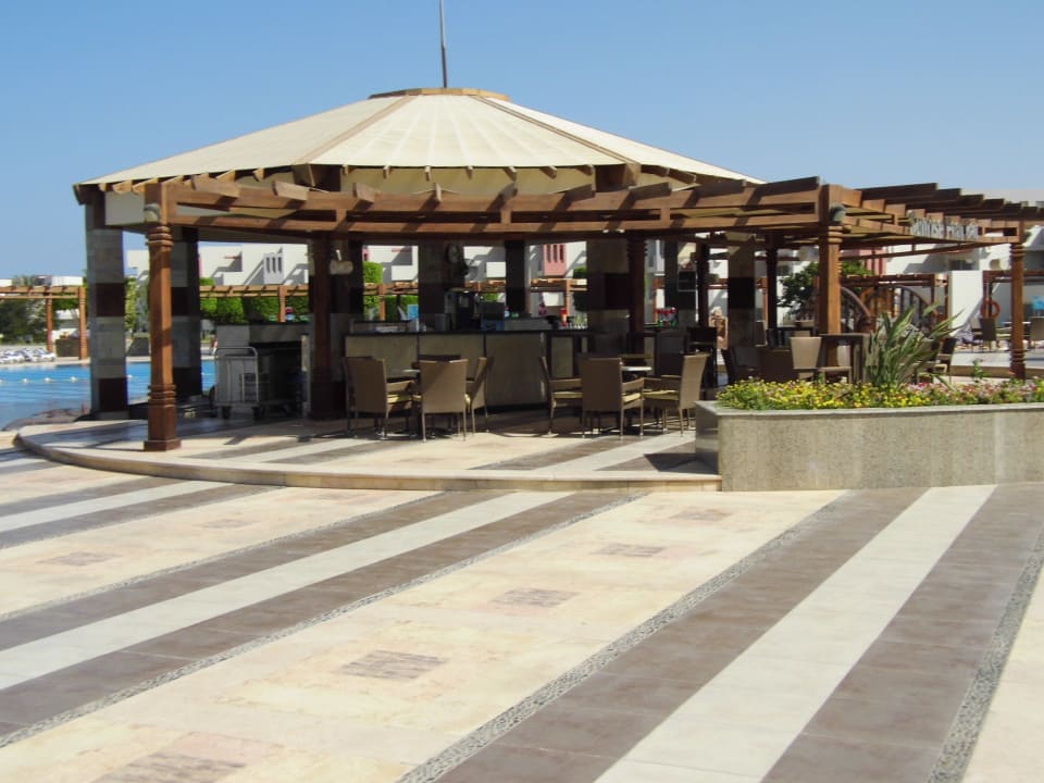 Poolbar SUNRISE Crystal Bay Resort