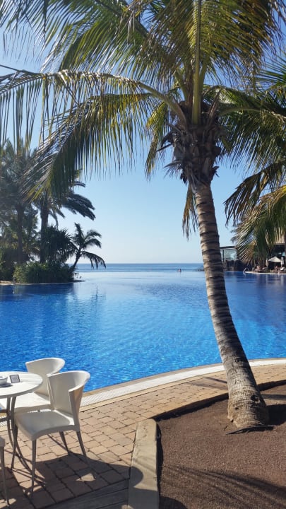 Pool beim Gartenimbis Lopesan Costa Meloneras, Resort & Spa