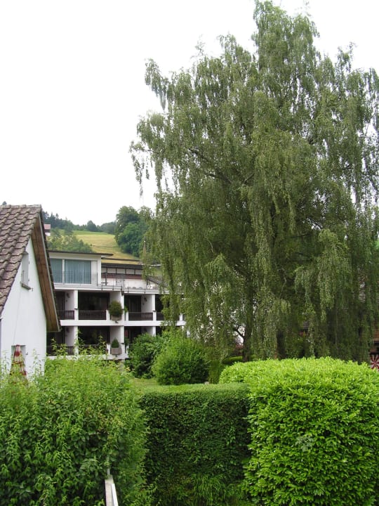 Schloss-Hotel in Merlischachen. Schloss-Hotel