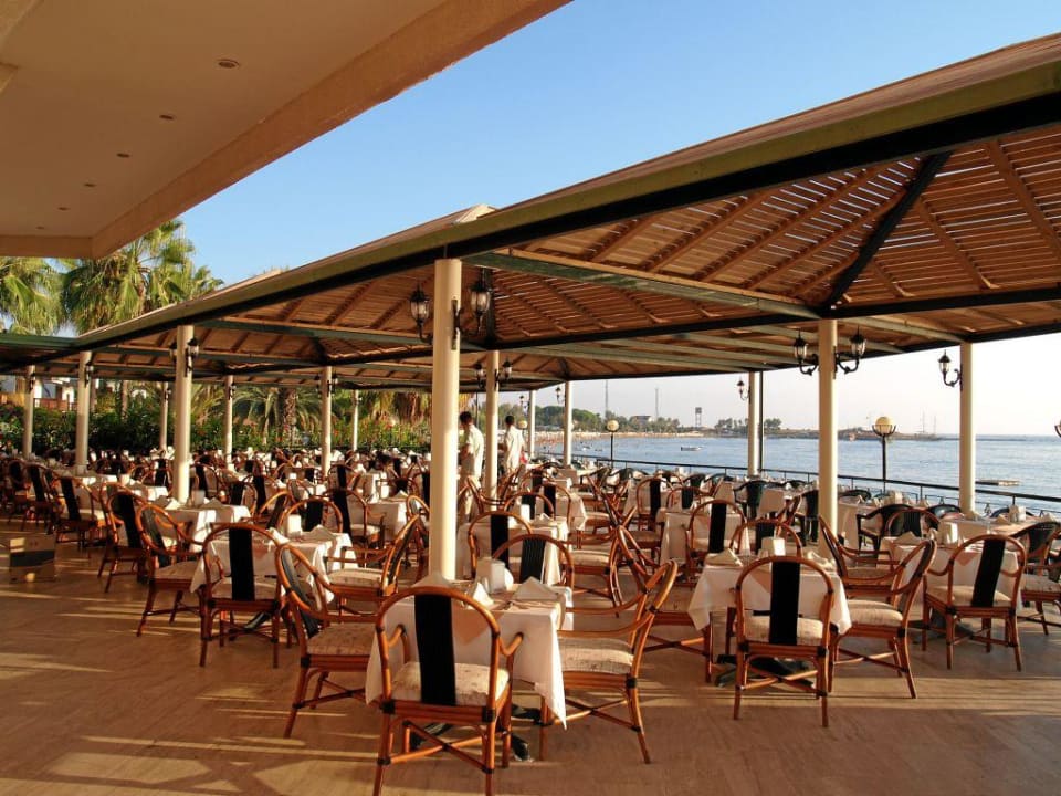 restaurant terrasse Aska Hotel Just in Beach