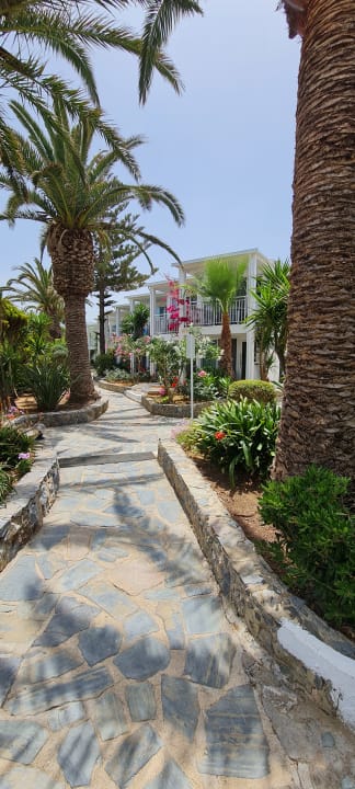 Garten HARPIN Happy Days Beach Hotel