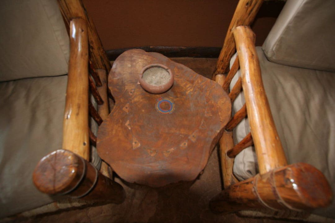 Stoliczek Hotel Amboseli Sopa Lodge