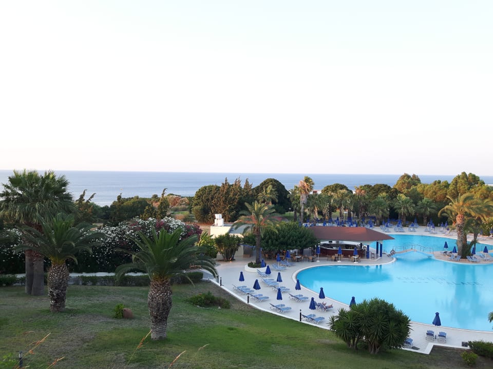 Pool Kresten Palace Hotel