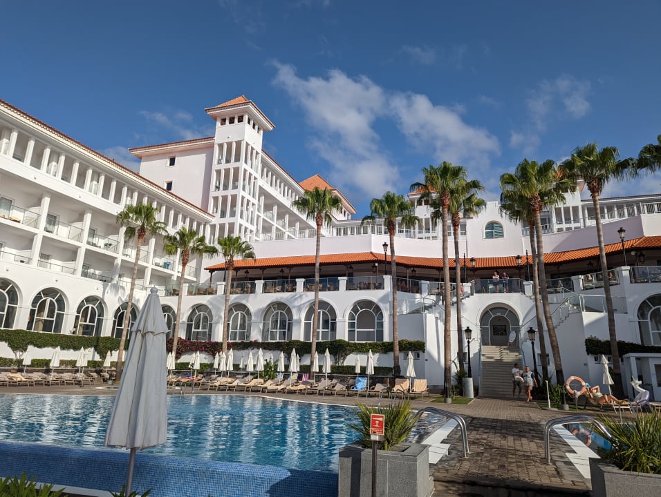 Außenansicht Hotel Riu Madeira