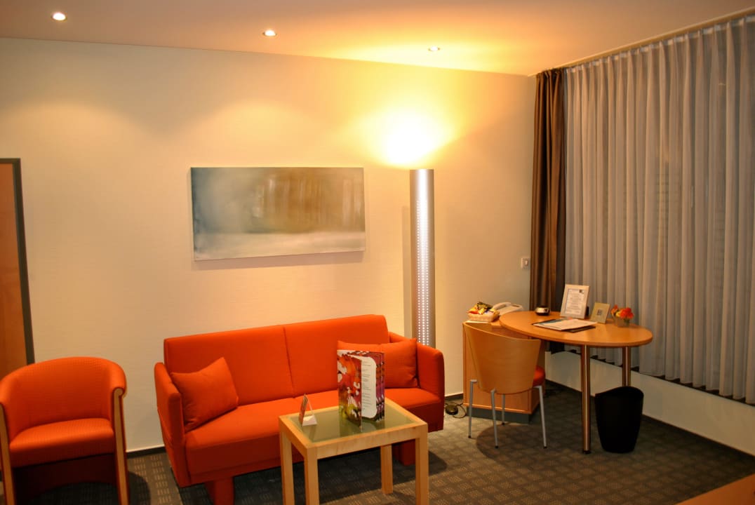 Couch, Schreibtisch ART Hotel Ahlen