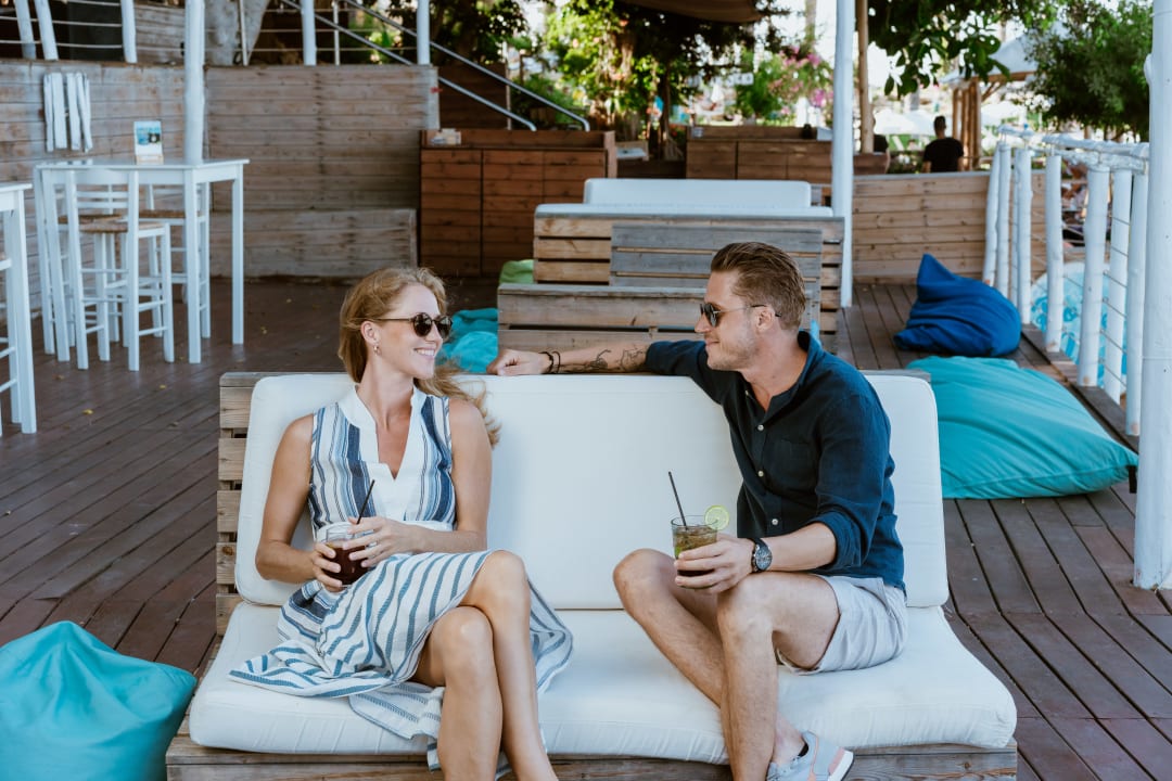 Gastro The Golden Coast Beach Hotel