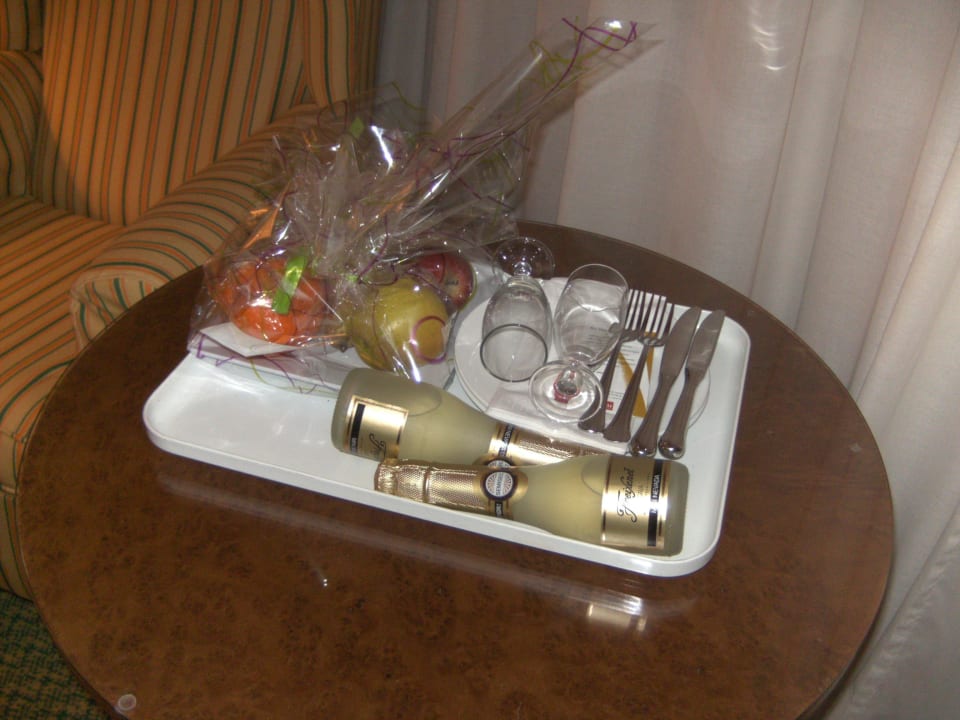 VIP-Service Obst, Sekt und Karte Hotel Riu Palace Maspalomas Adults Only