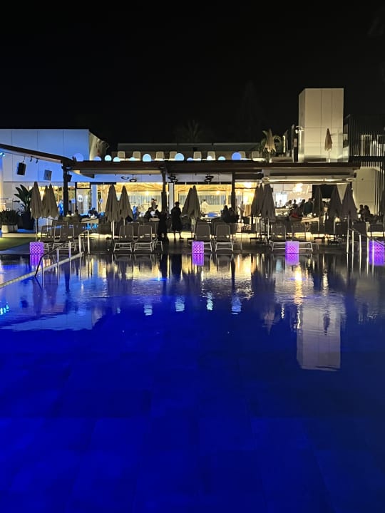 Pool Club Maspalomas Suites & SPA