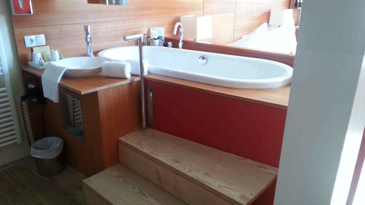 Badewanne im Zimmer Seehotel Grundlsee
