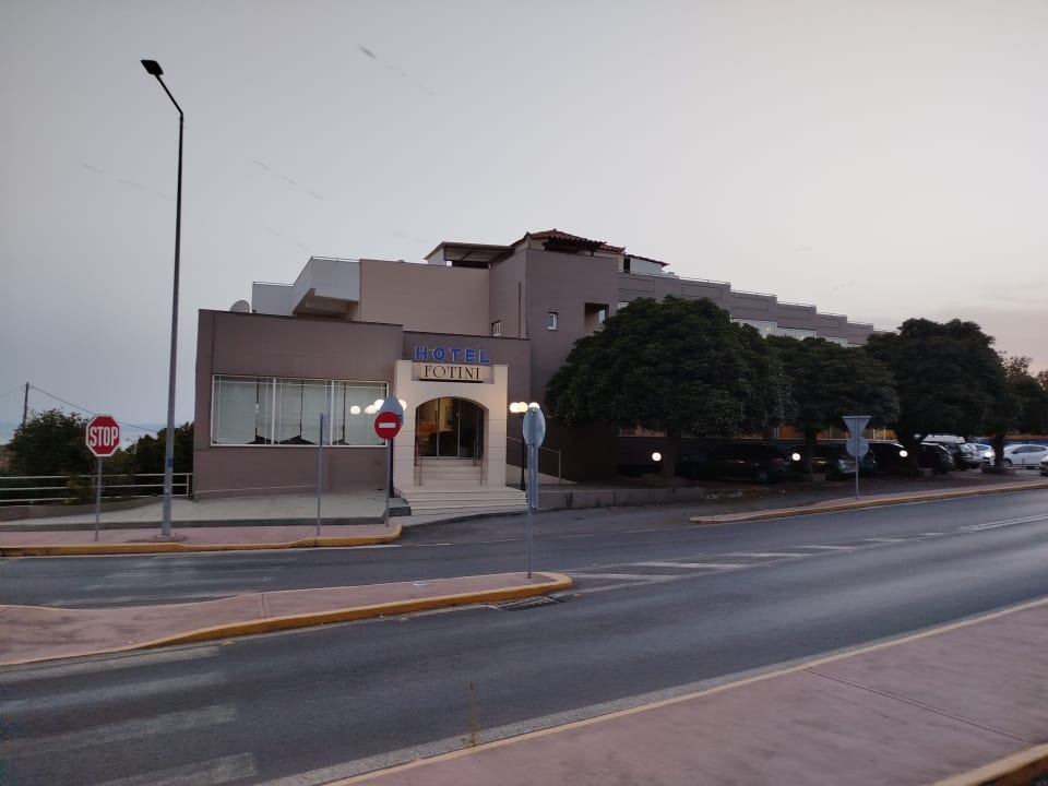 Außenansicht Hotel Fotini