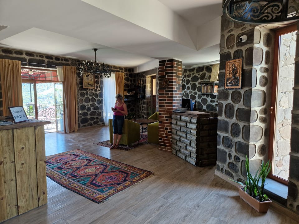 Lobby Khoreayi Dzor