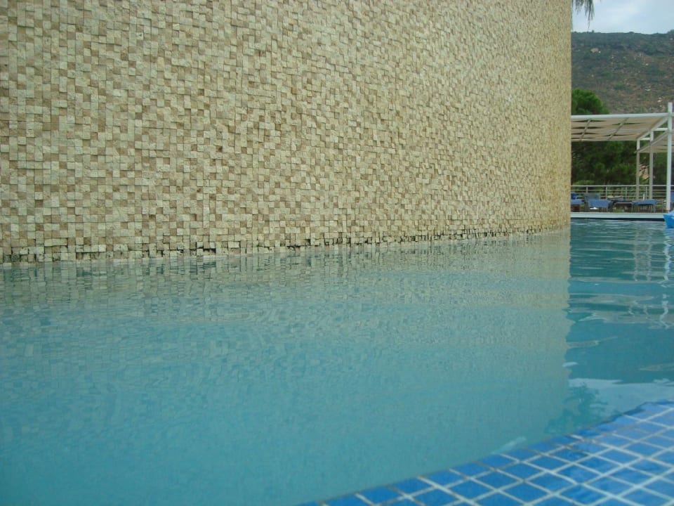 1 Aria Claros Beach & Spa Resort