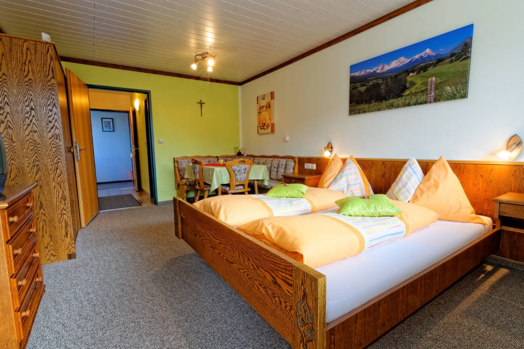 Zimmer Haus Löger Apartments