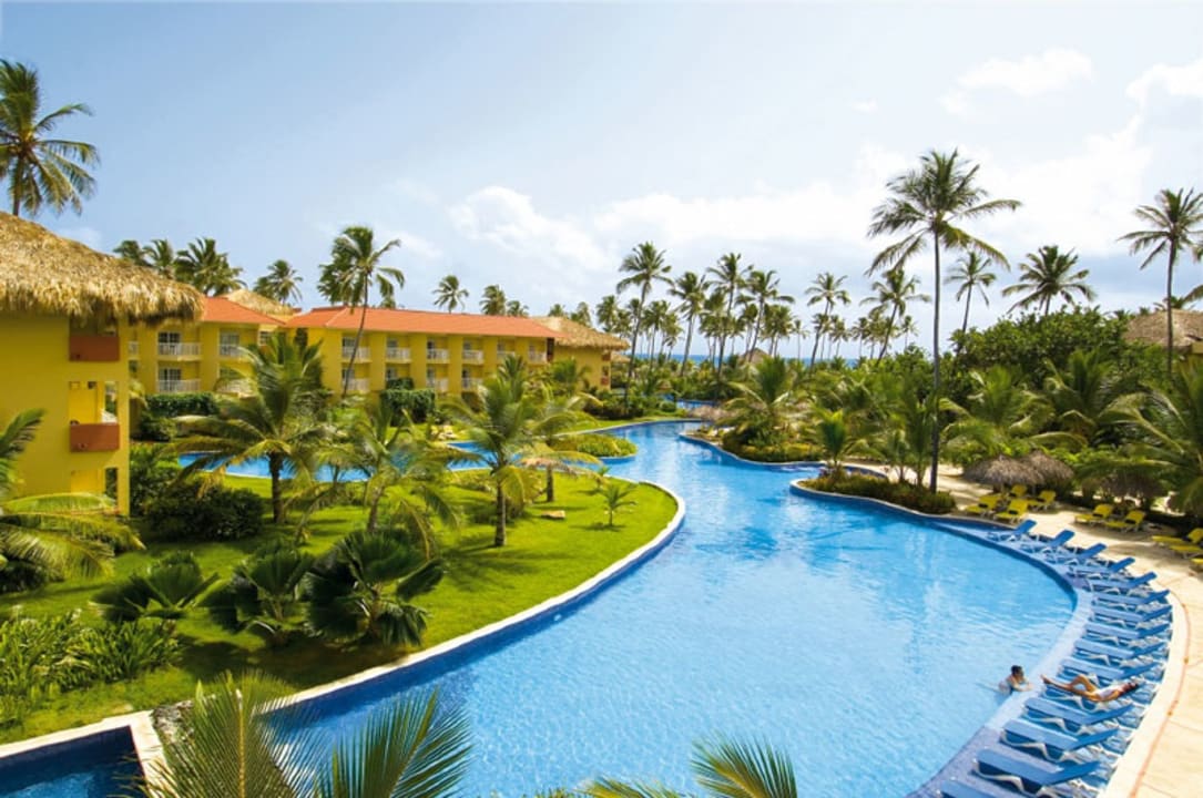 Pool Wyndham Alltra Punta Cana