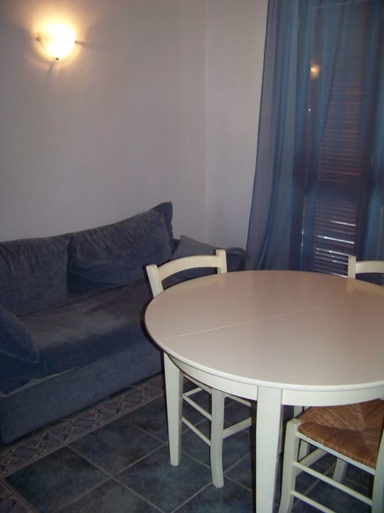 Wohn-/Esszimmer Villaggio Il Girasole