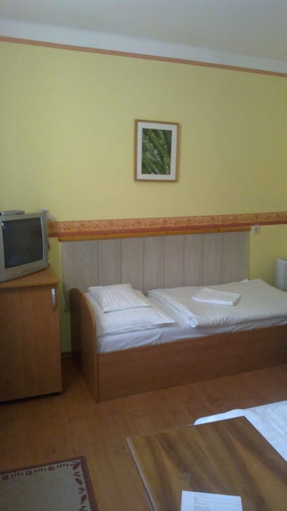 Zimmer Pension Teátrum